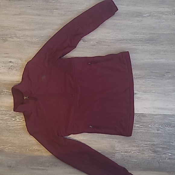 Northface pull over - Picture 1 of 3